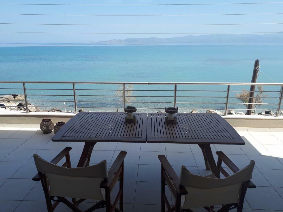 Vrachati Sea Front House Káto Ássos エクステリア 写真